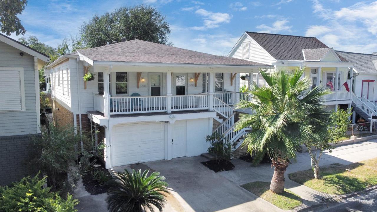 2 Kitchens,2 Living Rooms,4 Bedrooms-Close To All! Galveston Buitenkant foto
