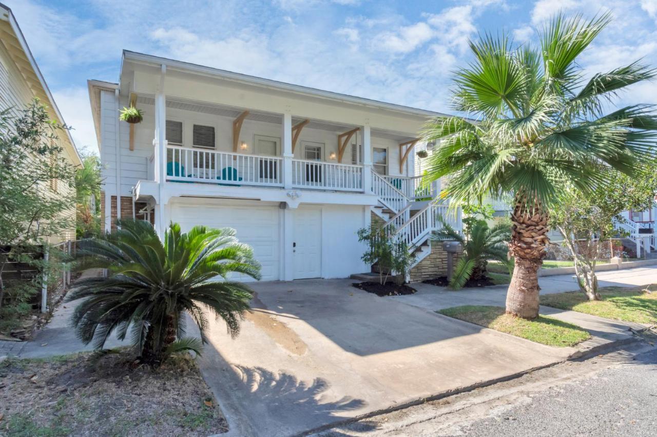 2 Kitchens,2 Living Rooms,4 Bedrooms-Close To All! Galveston Buitenkant foto