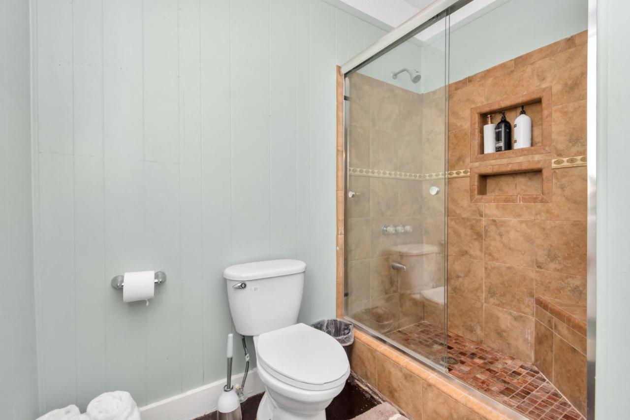 2 Kitchens,2 Living Rooms,4 Bedrooms-Close To All! Galveston Buitenkant foto
