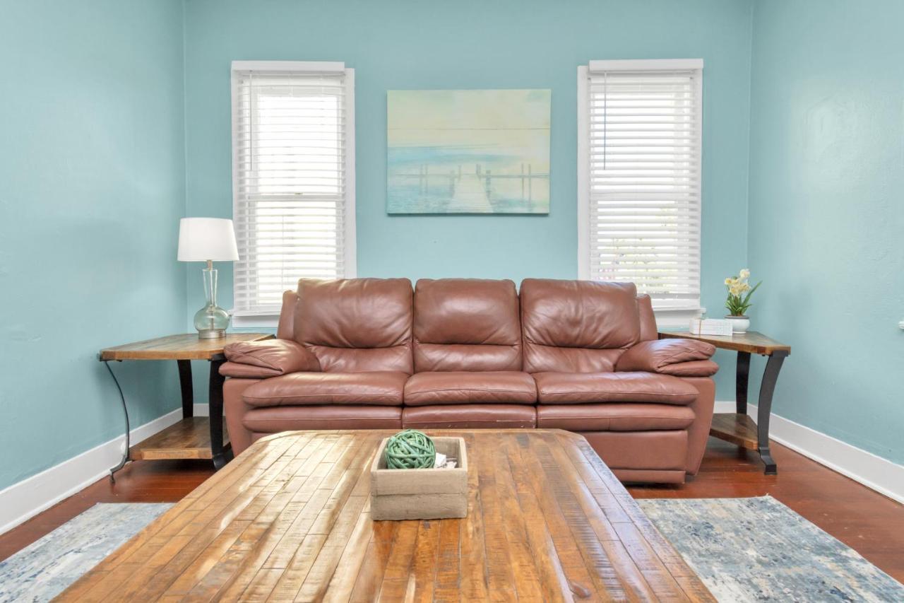 2 Kitchens,2 Living Rooms,4 Bedrooms-Close To All! Galveston Buitenkant foto