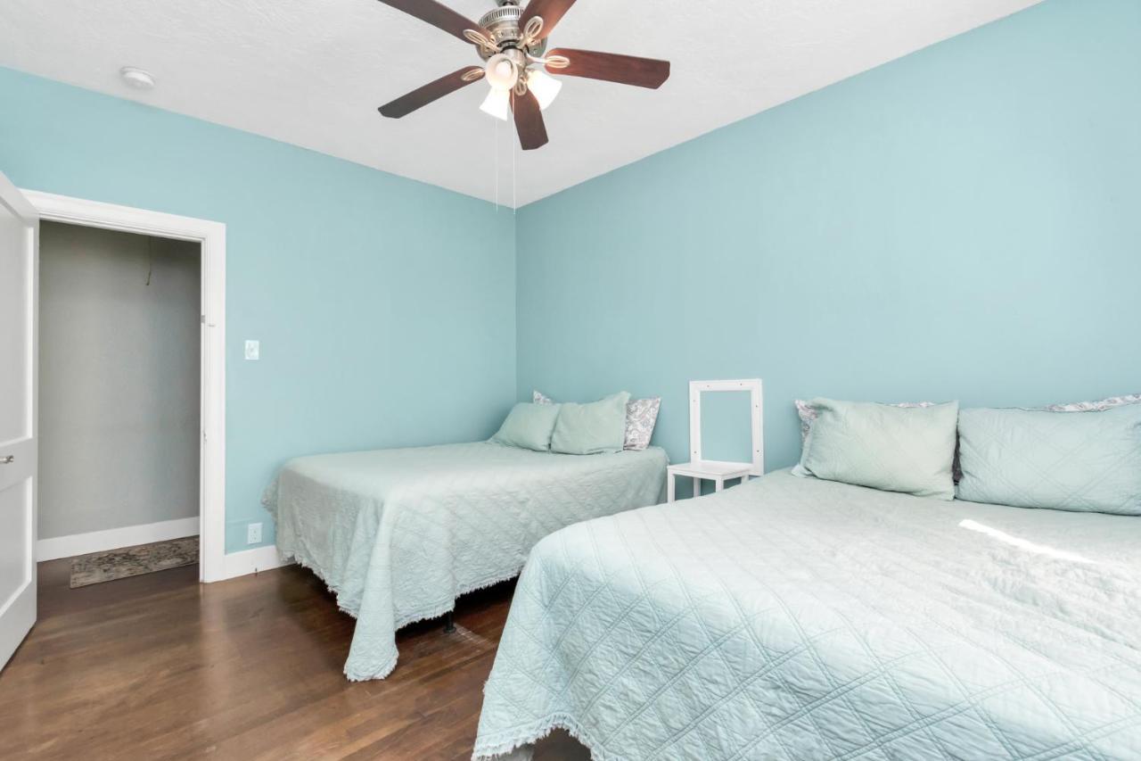 2 Kitchens,2 Living Rooms,4 Bedrooms-Close To All! Galveston Buitenkant foto