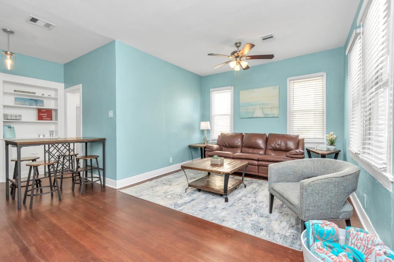 2 Kitchens,2 Living Rooms,4 Bedrooms-Close To All! Galveston Buitenkant foto