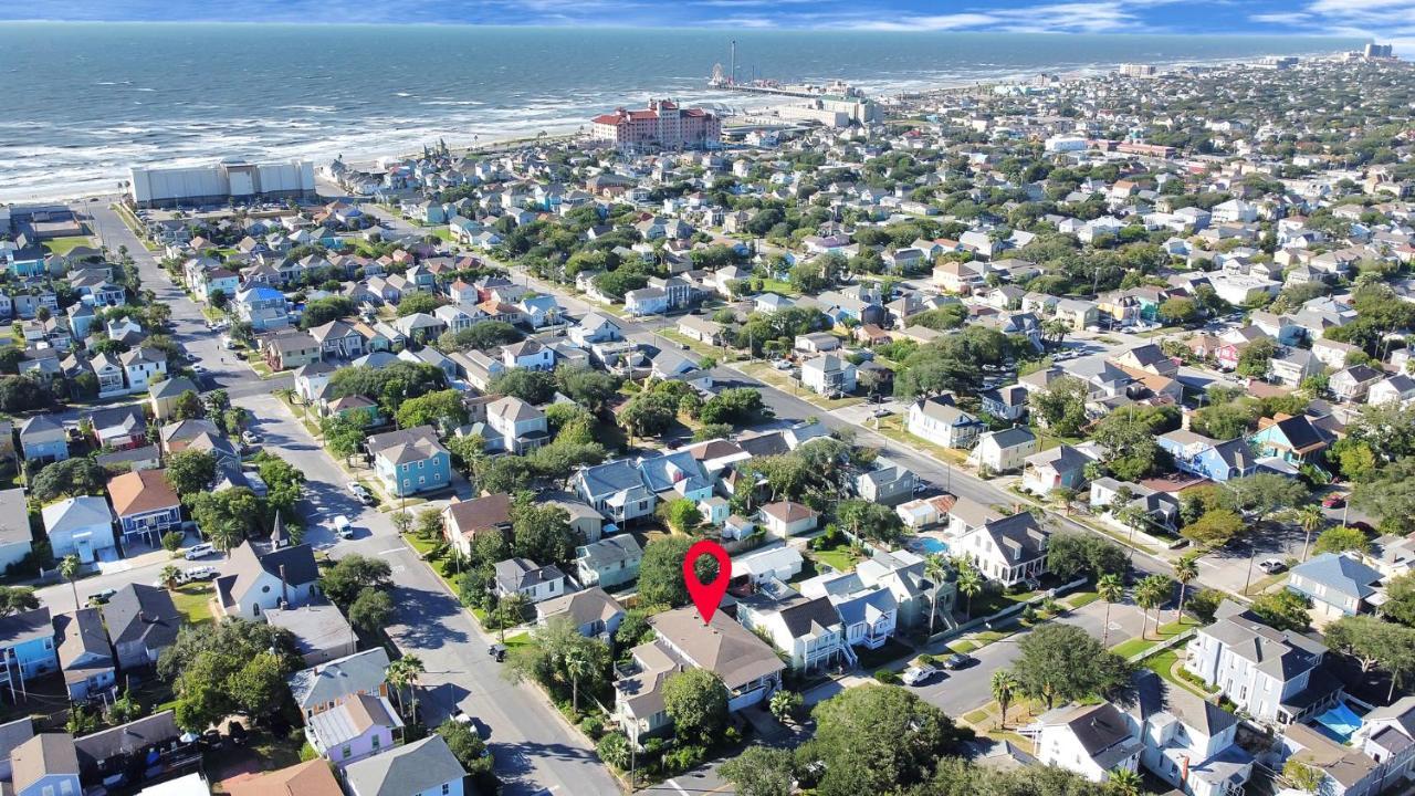 2 Kitchens,2 Living Rooms,4 Bedrooms-Close To All! Galveston Buitenkant foto